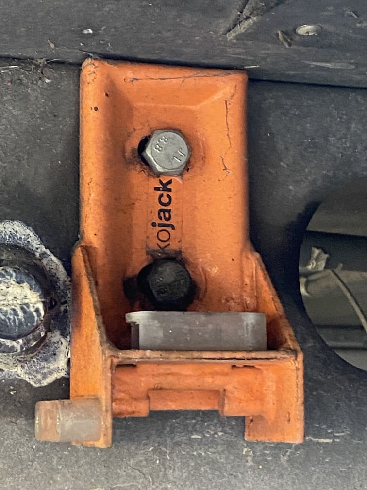 How To Jack Up A Caravan caraman.co.uk